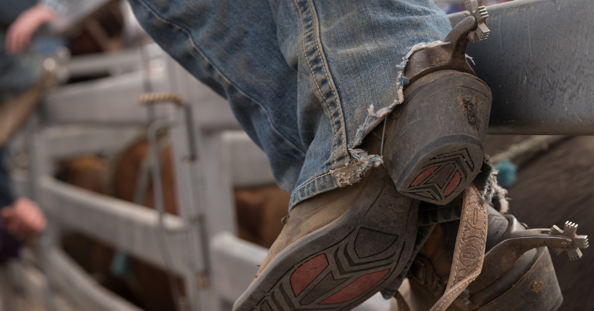 why-do-cowboy-boots-have-spurs